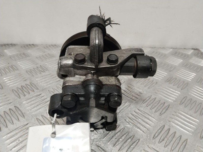 Recambio de bomba direccion para hyundai coupe ii (gk) 1.6 16v referencia OEM IAM YST8  