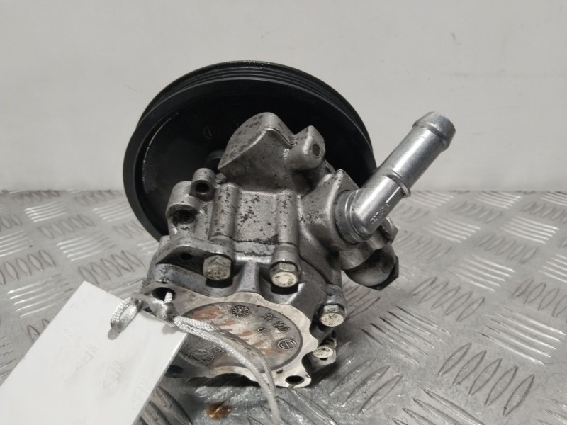 Recambio de bomba direccion para bmw 1 (e87) 118 d referencia OEM IAM 779045302  