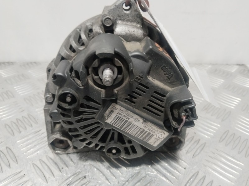 Recambio de alternador para renault scénic ii (jm0/1_) 1.9 dci (jm14) referencia OEM IAM 8200667610A  