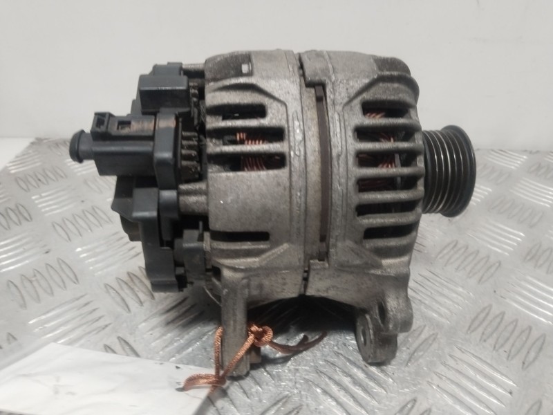 Recambio de alternador para audi a2 (8z0) 1.6 fsi referencia OEM IAM 036903024D  