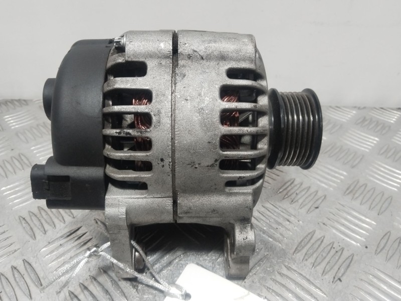 Recambio de alternador para volkswagen golf iv (1j1) 1.6 referencia OEM IAM JFZ1928  