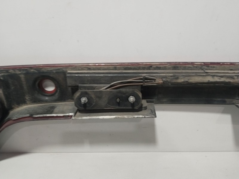 Recambio de piloto trasero central para seat toledo ii (1m2) 1.6 16v referencia OEM IAM 1M5945225D  