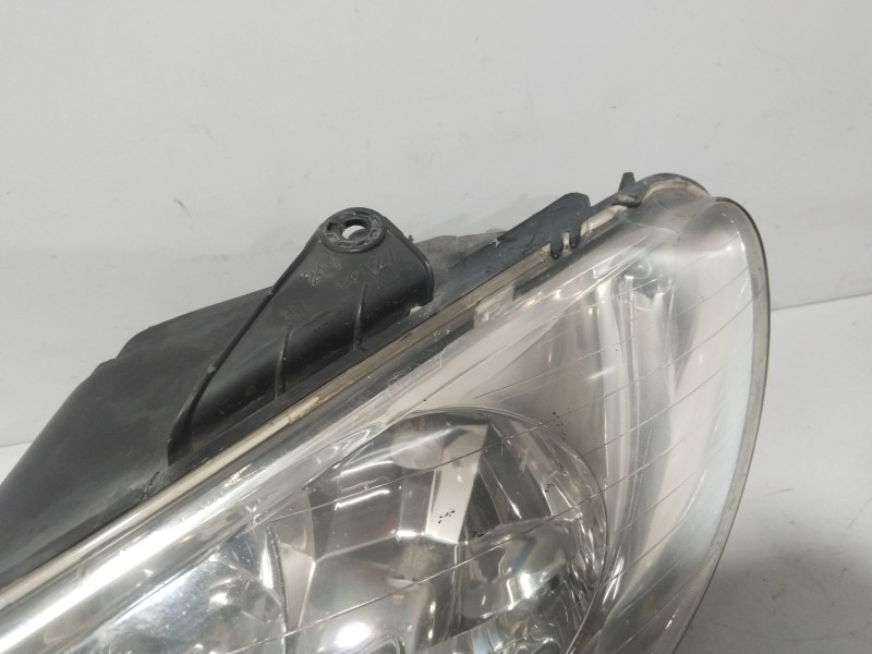 Recambio de faro izquierdo para peugeot 206 sw (2e/k) 2.0 hdi referencia OEM IAM 9628666880  