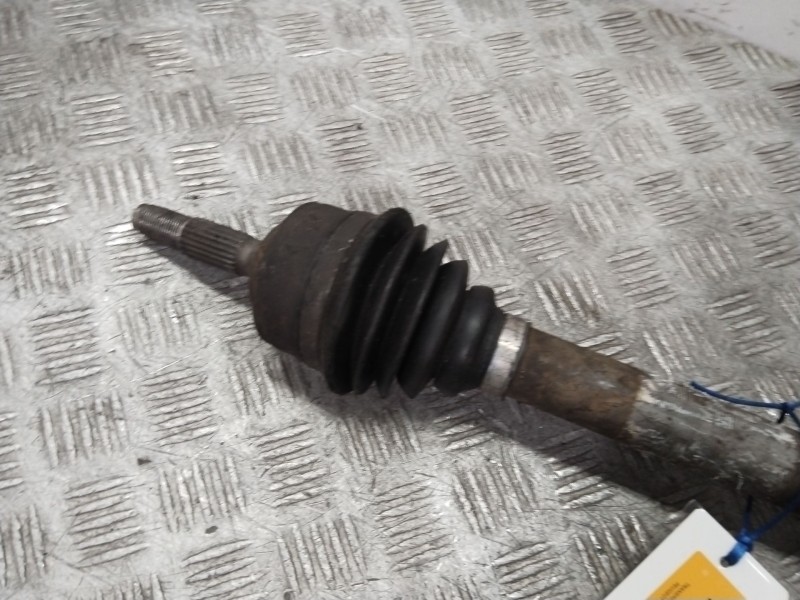 Recambio de transmision delantera derecha para peugeot 206 hatchback (2a/c) 1.4 i referencia OEM IAM 32733Y  