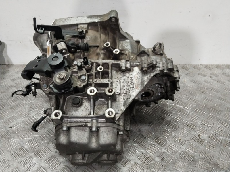 Recambio de caja cambios para kia carens iv 1.6 gdi referencia OEM IAM M6CF1 M6CFI 