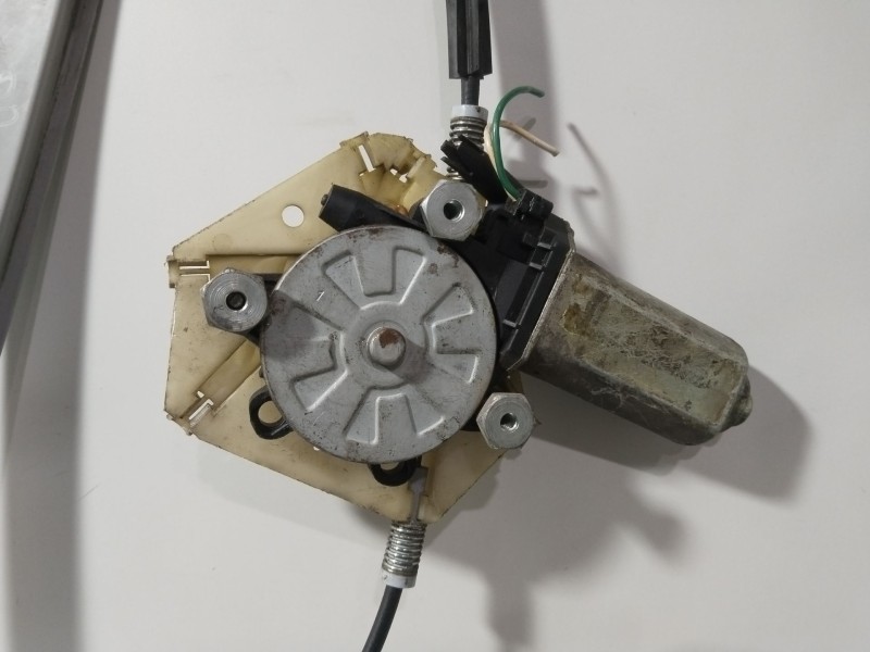 Recambio de elevalunas delantero derecho para volvo v40 familiar 1.8 16v referencia OEM IAM  ELECTRICO 