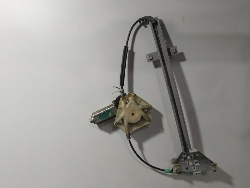 Recambio de elevalunas delantero derecho para volvo v40 familiar 1.8 16v referencia OEM IAM  ELECTRICO 