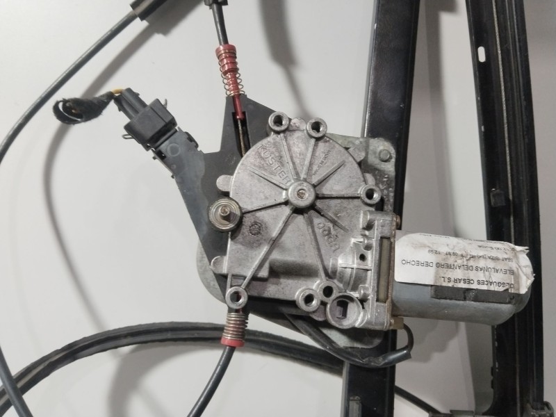 Recambio de elevalunas delantero derecho para seat ibiza (6k) hit referencia OEM IAM 6K3837402  