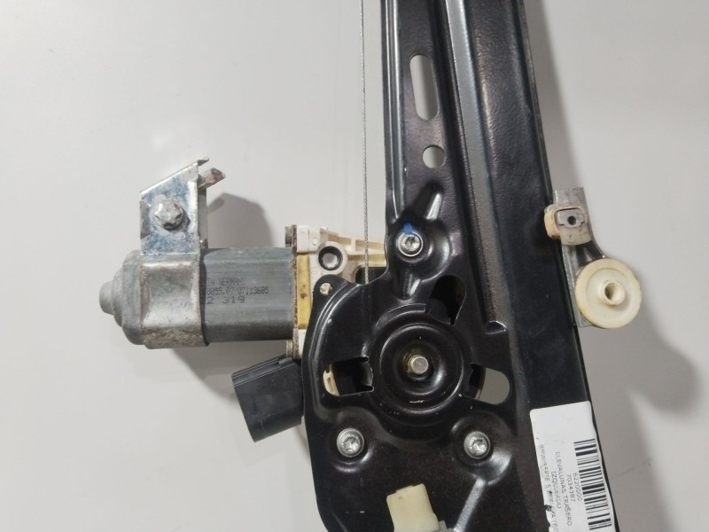 Recambio de elevalunas trasero izquierdo para bmw serie 5 berlina (e60) 535d referencia OEM IAM 7034387  