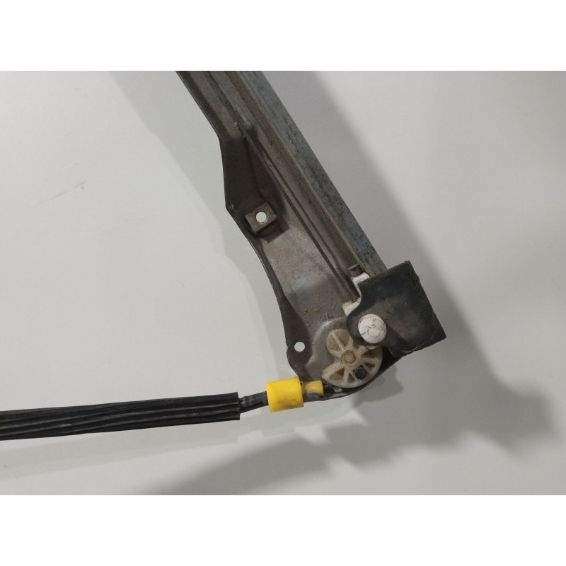 Recambio de elevalunas delantero derecho para renault clio ii fase ii (b/cb0) authentique referencia OEM IAM 7700842246  