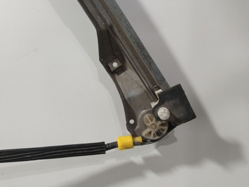 Recambio de elevalunas delantero derecho para renault clio ii fase ii (b/cb0) authentique referencia OEM IAM 7700842246  