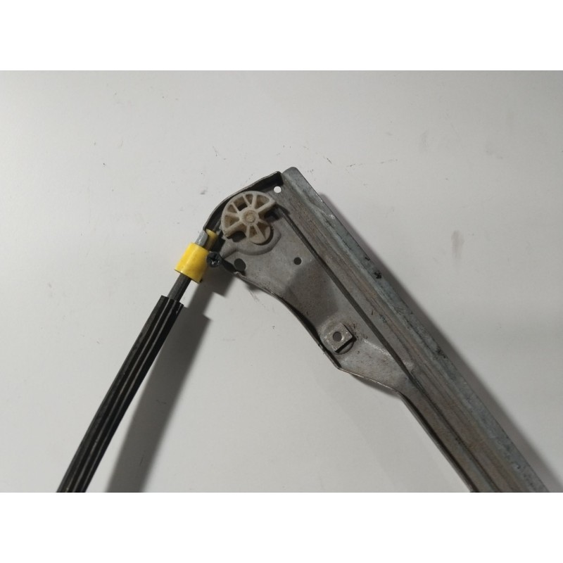 Recambio de elevalunas delantero derecho para renault clio ii fase ii (b/cb0) authentique referencia OEM IAM 7700842246  