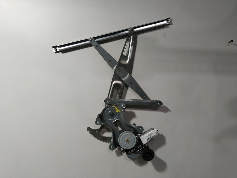 Recambio de elevalunas trasero izquierdo para toyota prius (nhw30) plug-in hybrid advance referencia OEM IAM 8572047130  