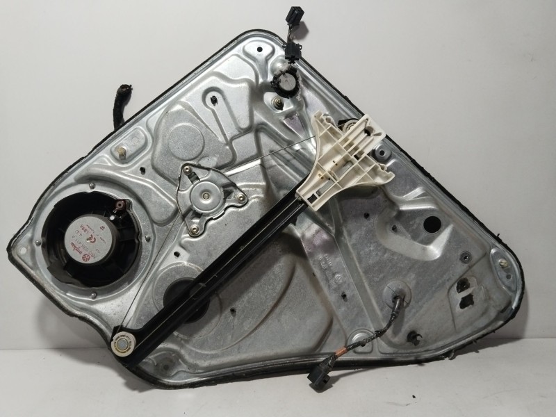 Recambio de elevalunas trasero izquierdo para volkswagen passat berlina (3b2) comfortline referencia OEM IAM   ELECTRICO
