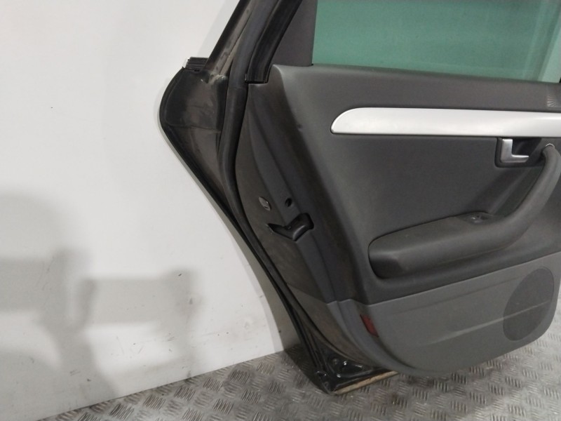 Recambio de puerta trasera izquierda para seat exeo berlina (3r2) reference referencia OEM IAM 3R0833051 NEGRO 