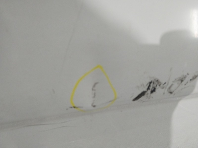 Recambio de puerta delantera izquierda para renault trafic furgón l1h1 2,7t referencia OEM IAM 7751472214  BLANCO