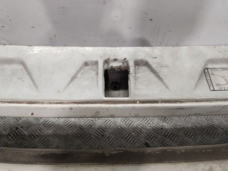 Recambio de panel frontal para iveco daily ii caja/chasis 30-10 (15011131, 15011231) referencia OEM IAM 93937476  