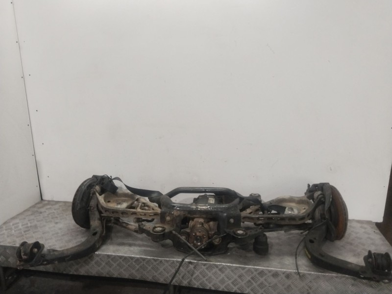 Recambio de puente trasero para bmw x3 (e83) 2.0 sd referencia OEM IAM 33303450227 33107567996 