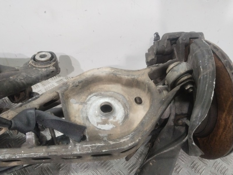 Recambio de puente trasero para bmw x3 (e83) 2.0 sd referencia OEM IAM 33303450227 33107567996 