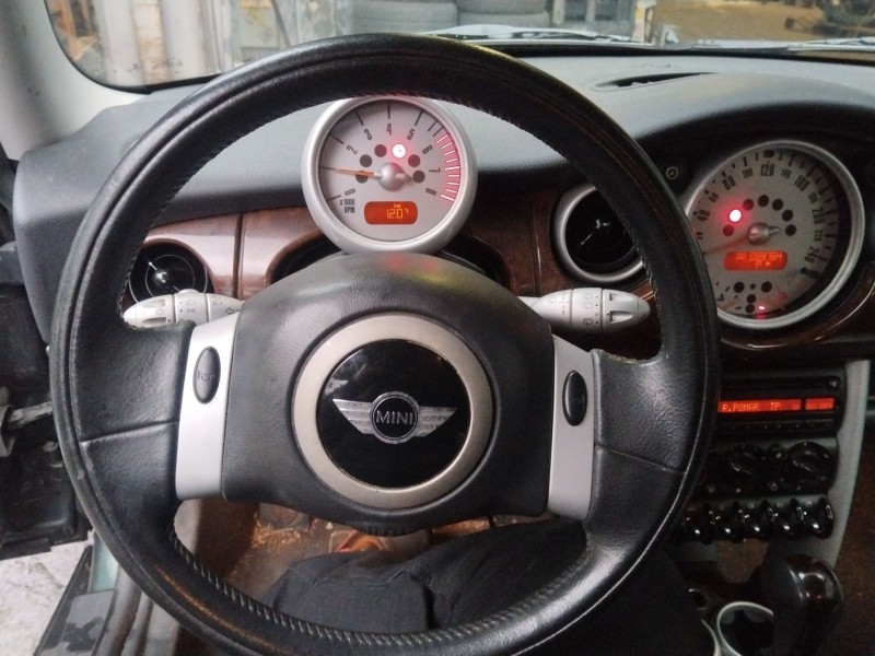 mini mini (r50, r53) del año 2004