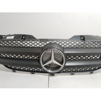 REJILLA DELANTERA A9068800385 A9068800285 NUEVO OEM A9068800385