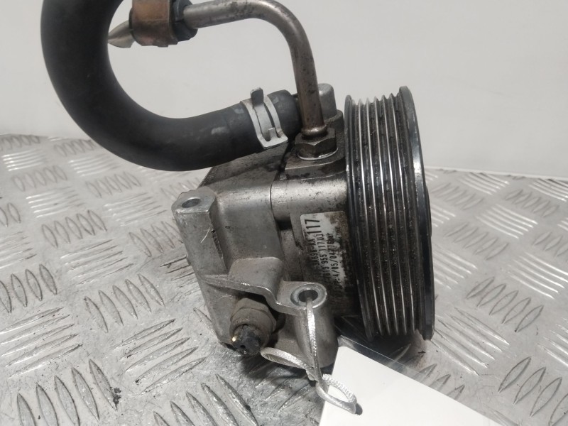 Recambio de bomba direccion para ford focus berlina (cak) ambiente referencia OEM IAM 2S413A696AA  