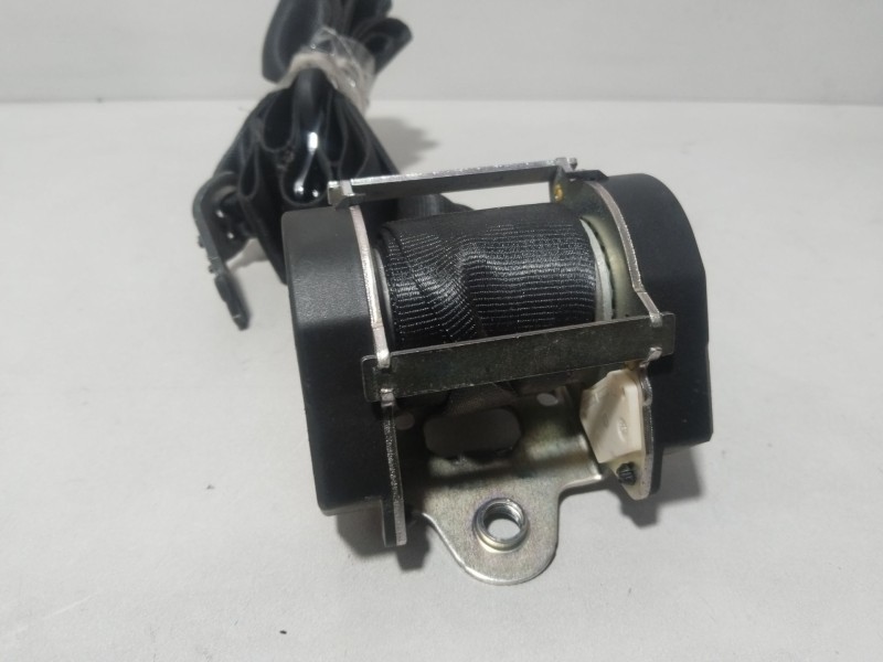 Recambio de cinturon seguridad trasero derecho para seat leon (5f1) reference ecomotive referencia OEM IAM 6211806  