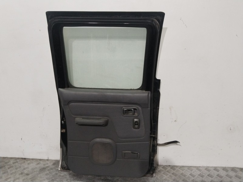 Recambio de puerta trasera izquierda para nissan np300 pickup (d22) 2.5 dci 4x4 referencia OEM IAM H2101VJ3MM  