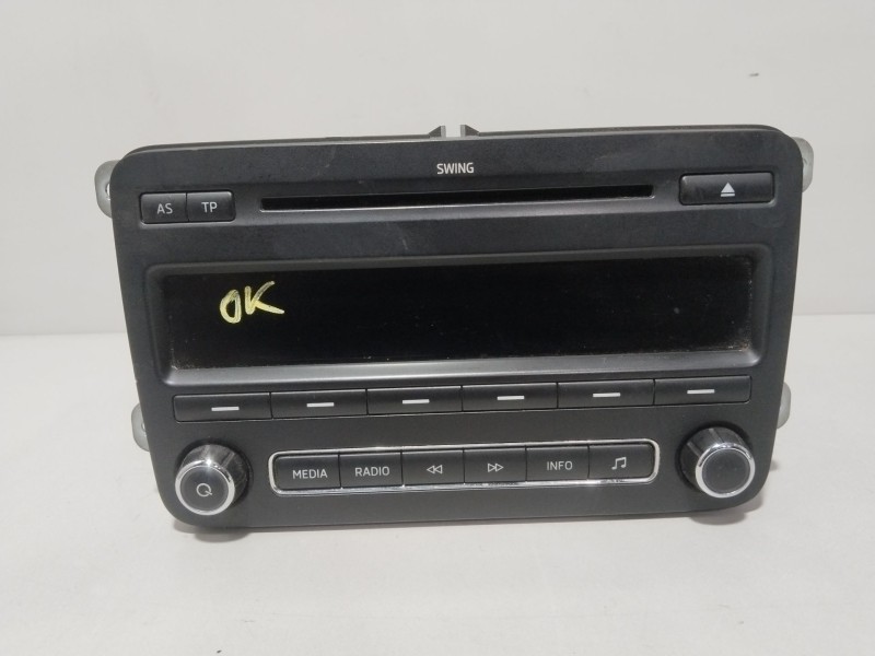 Recambio de sistema audio / radio cd para skoda rapid active referencia OEM IAM 5J0035161  