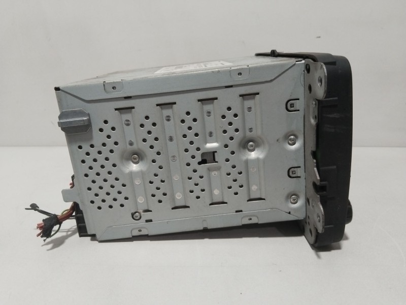 Recambio de sistema audio / radio cd para skoda rapid active referencia OEM IAM 5J0035161  