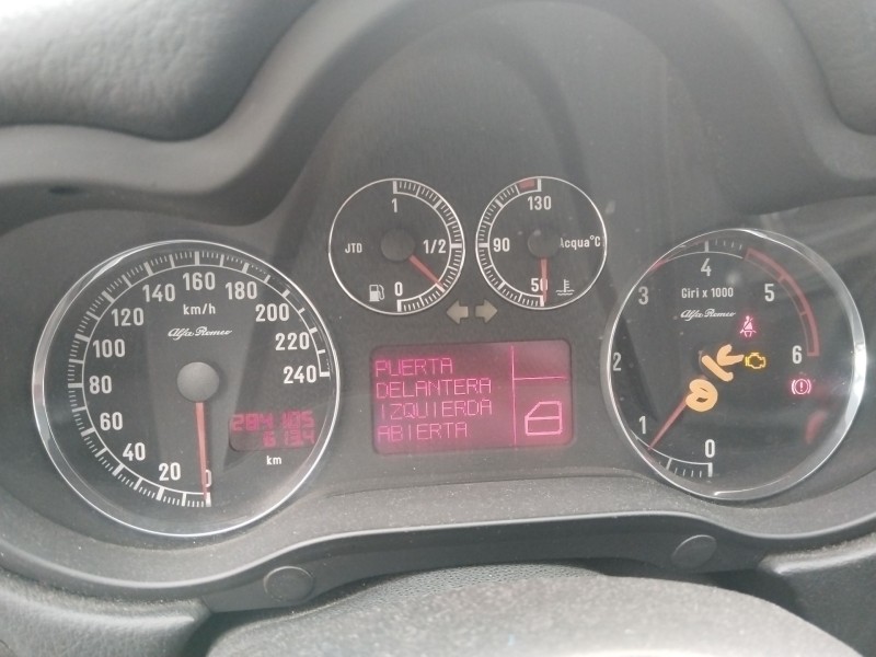 alfa romeo 147 (937_) del año 2006