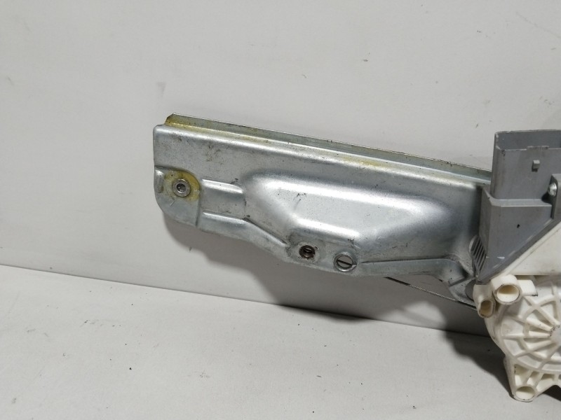 Recambio de elevalunas trasero izquierdo para citroën c4 berlina collection referencia OEM IAM 9681814080  