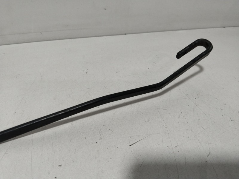 Recambio de brazo limpia delantero izquierdo para citroën xsara picasso básico referencia OEM IAM 6429Q7  