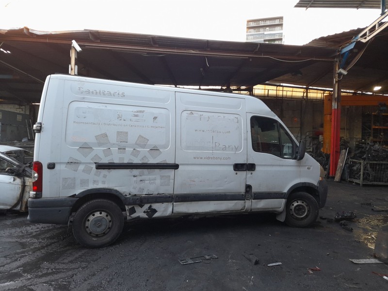 nissan interstar autobús (x70) del año 2007