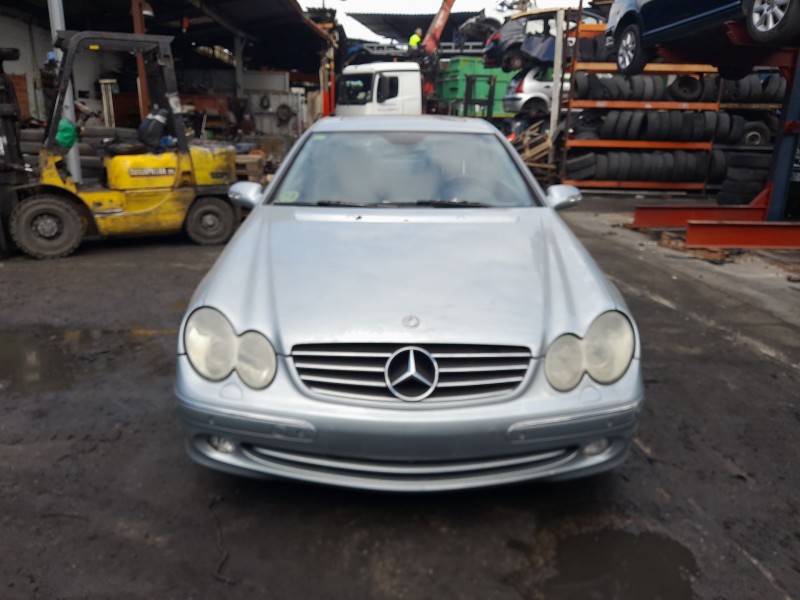 mercedes-benz clk (c209) del año 2002