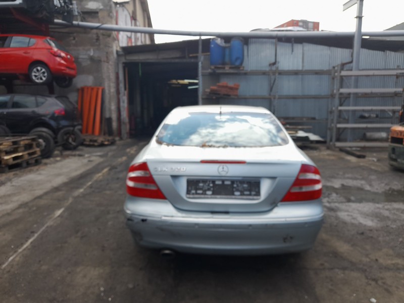 mercedes-benz clk (c209) del año 2002