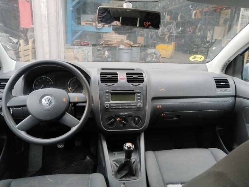 volkswagen golf v (1k1) del año 2004
