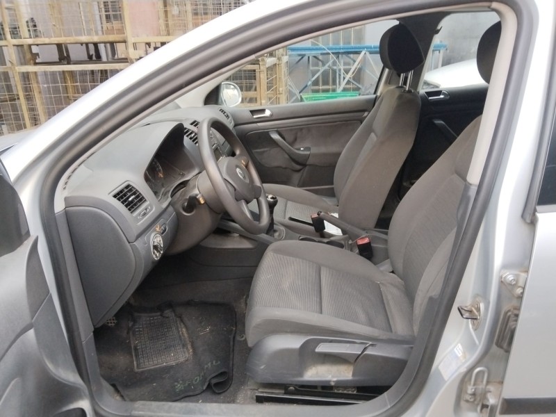 volkswagen golf v (1k1) del año 2004