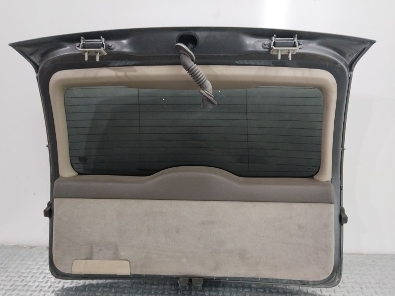 Recambio de porton trasero para volvo v50 (545) d5 referencia OEM IAM 31218941  