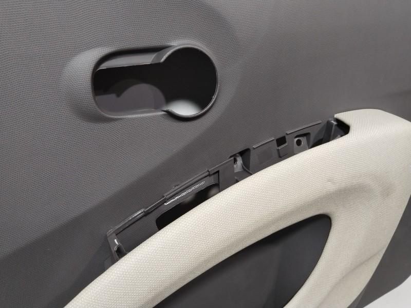 Recambio de guarnecido puerta delantera derecha para nissan micra iii (k12) 1.2 16v referencia OEM IAM 80922AX600A  