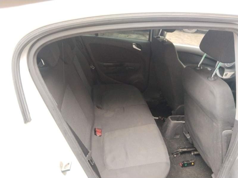 opel corsa d (s07) del año 2008