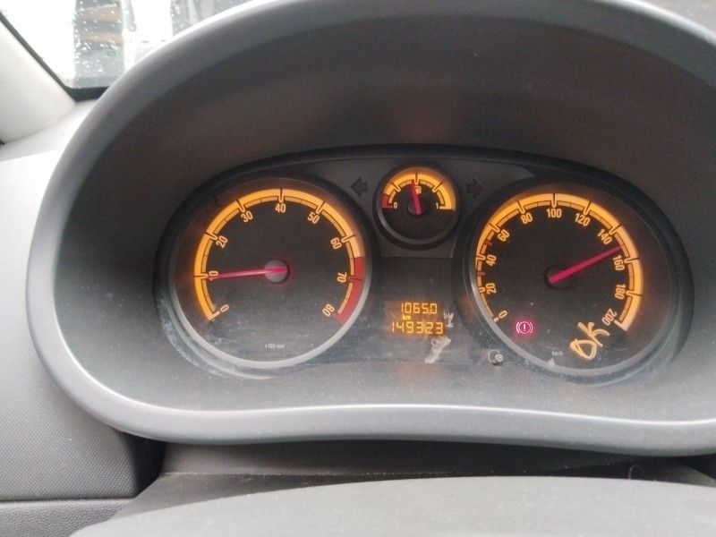 opel corsa d (s07) del año 2008