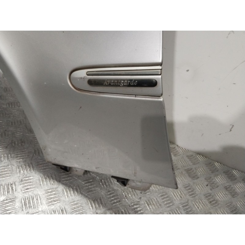 Recambio de aleta delantera izquierda para mercedes-benz clase e (w211) e 320 cdi (211.026) referencia OEM IAM A2118800718  