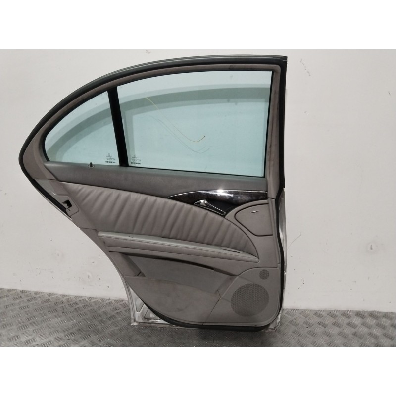 Recambio de puerta trasera izquierda para mercedes-benz clase e (w211) e 320 cdi (211.026) referencia OEM IAM A2117300105  