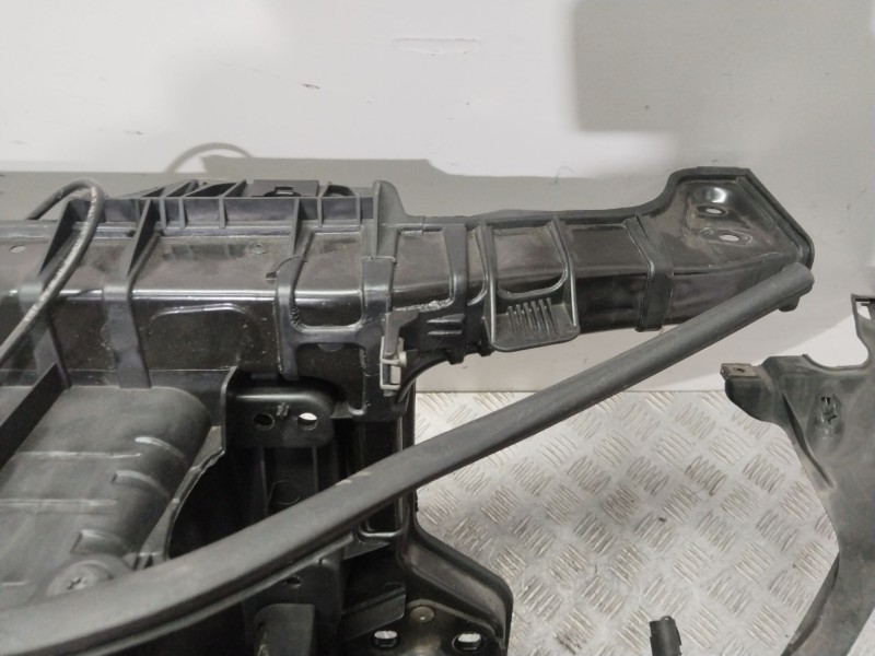 Recambio de panel frontal para bmw 1 (e87) 118 i referencia OEM IAM 1857513007  