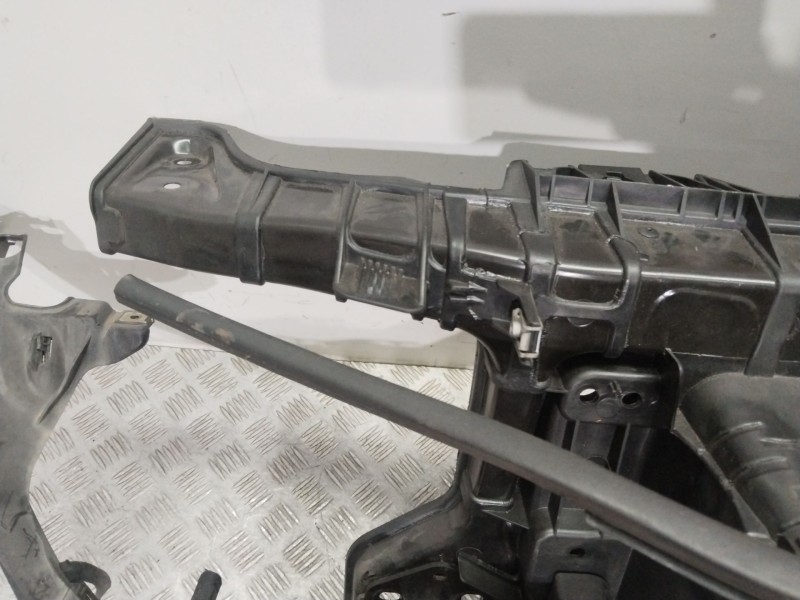 Recambio de panel frontal para bmw 1 (e87) 118 i referencia OEM IAM 1857513007  