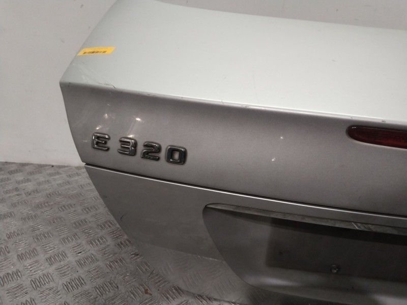 Recambio de porton trasero para mercedes-benz clase e (w211) e 320 cdi (211.026) referencia OEM IAM A2117500075  