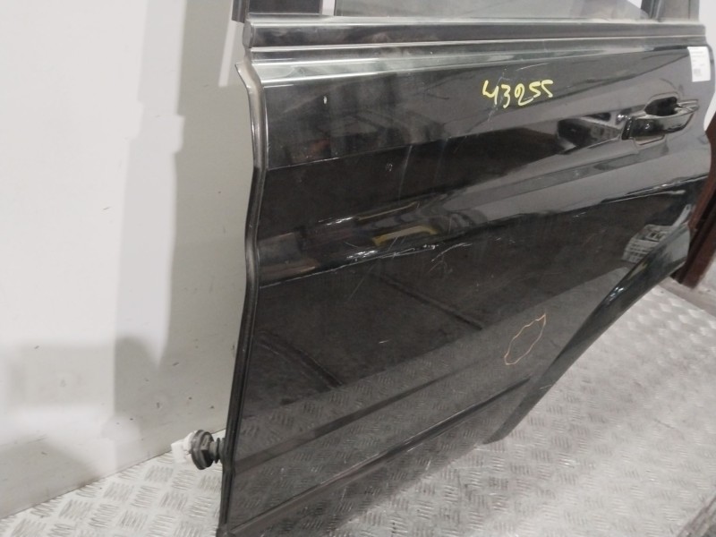 Recambio de puerta trasera izquierda para ssangyong actyon 200 xdi referencia OEM IAM  NEGRO 