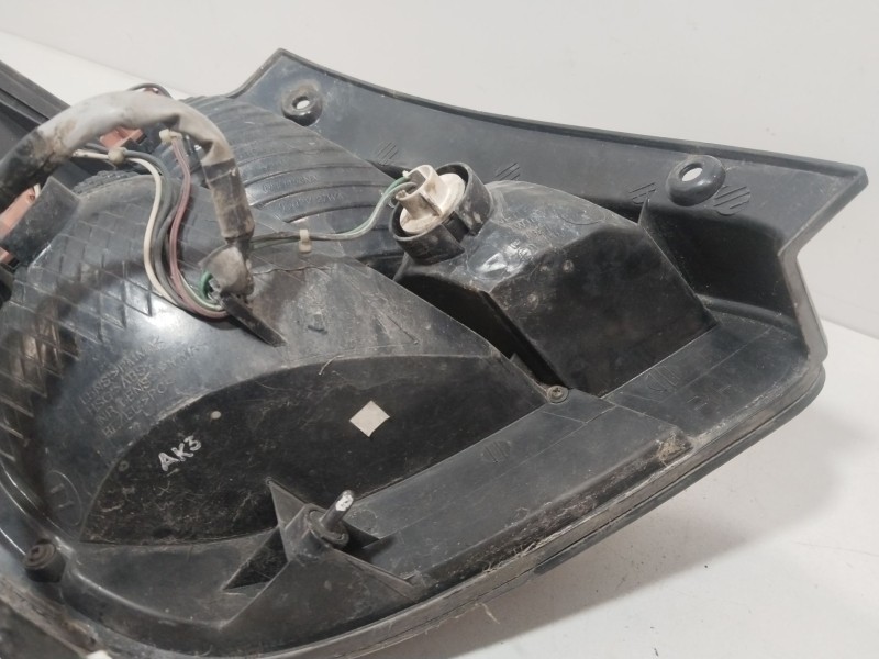 Recambio de piloto trasero derecho para kia rio ii (jb) 1.5 crdi referencia OEM IAM 924021G210  