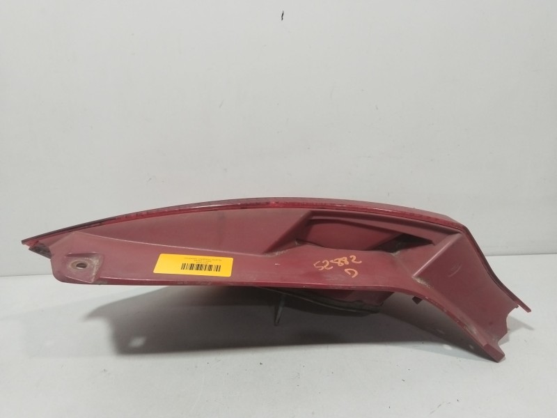 Recambio de piloto trasero derecho para ford fiesta vi (cb1, ccn) 1.25 referencia OEM IAM 8A6113404A  